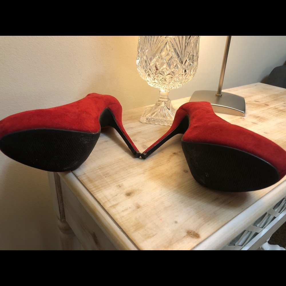 Red suede heel shoes Charlotte Russe - Picture 4 of 6